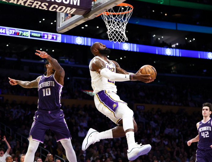 Luka Magic Returns: Lakers Dominate Kings in Blowout Win!